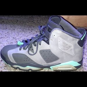2016
Air Jordan 6 GS 'Green Glow'